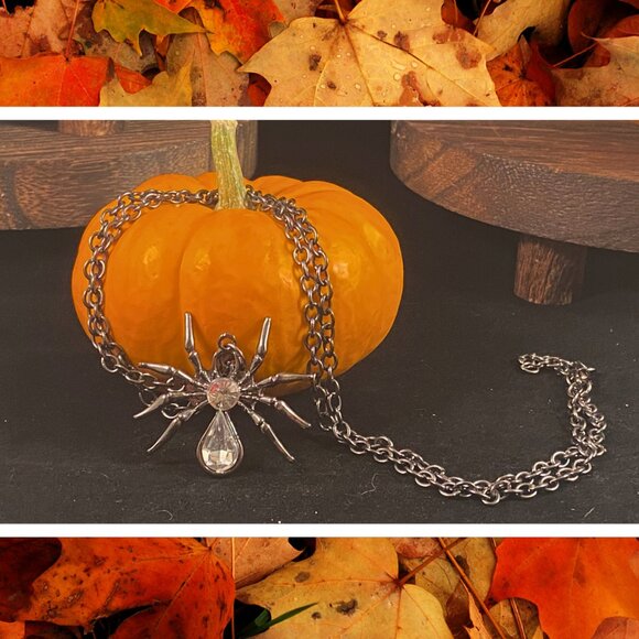 Gothic-Style Spider Necklace - Picture 3 of 5